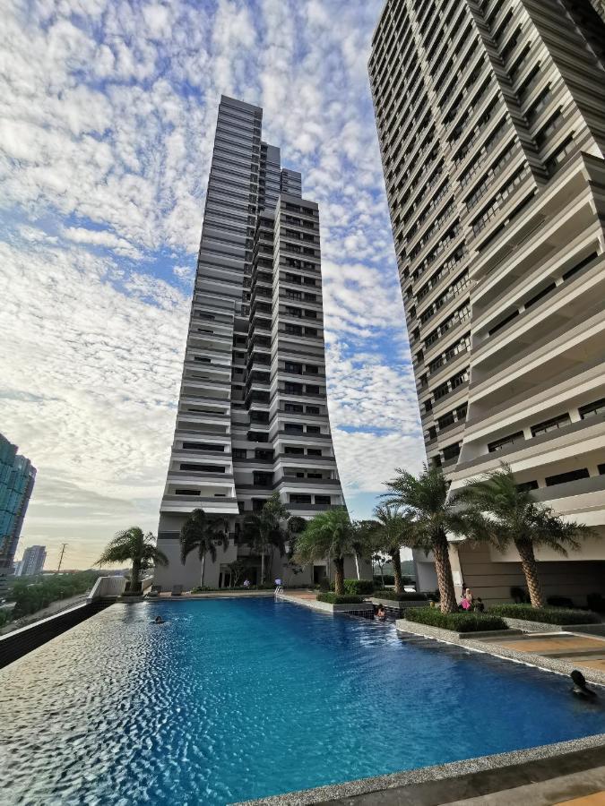 Meridin@Medini#3 Apartment Nusajaya  Ngoại thất bức ảnh